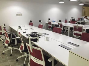 深圳自貿(mào)區(qū)創(chuàng)業(yè)基地 辦公室寫字樓招租，費用全包，免中介，適合1-50人團隊